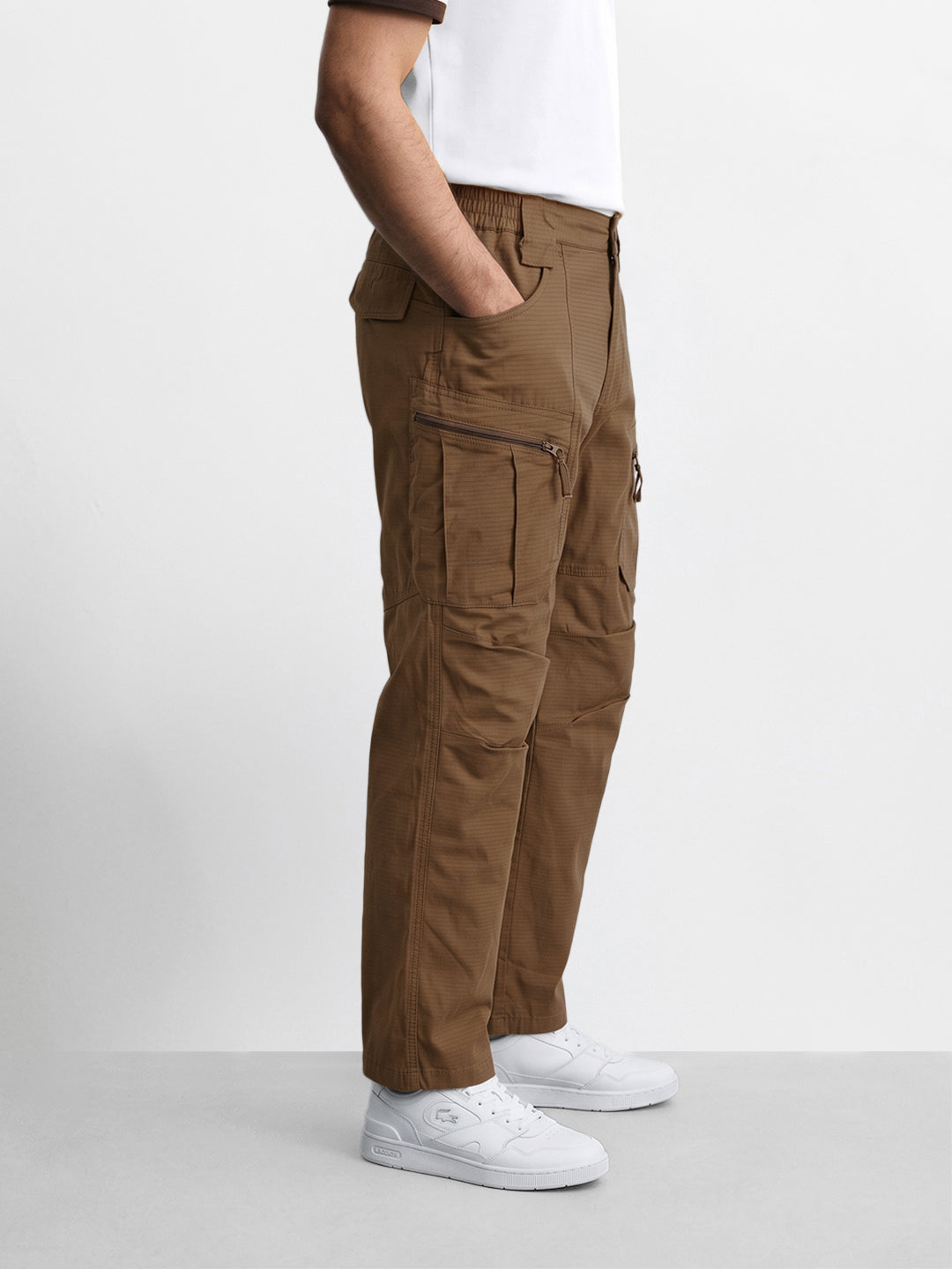 Men's Brown Regular Fit Solid Casual Cargo