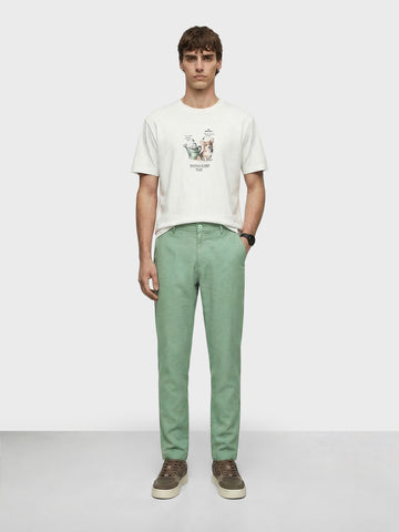 Men's Green Slim Fit Solid Casual Chinos