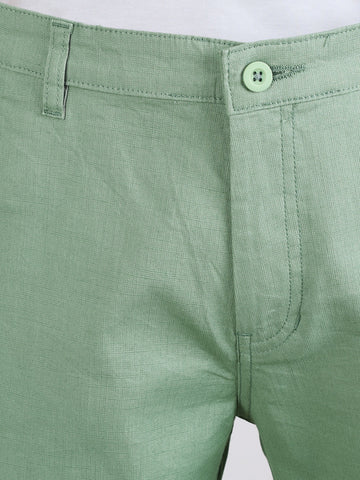 Men's Green Slim Fit Solid Casual Chinos
