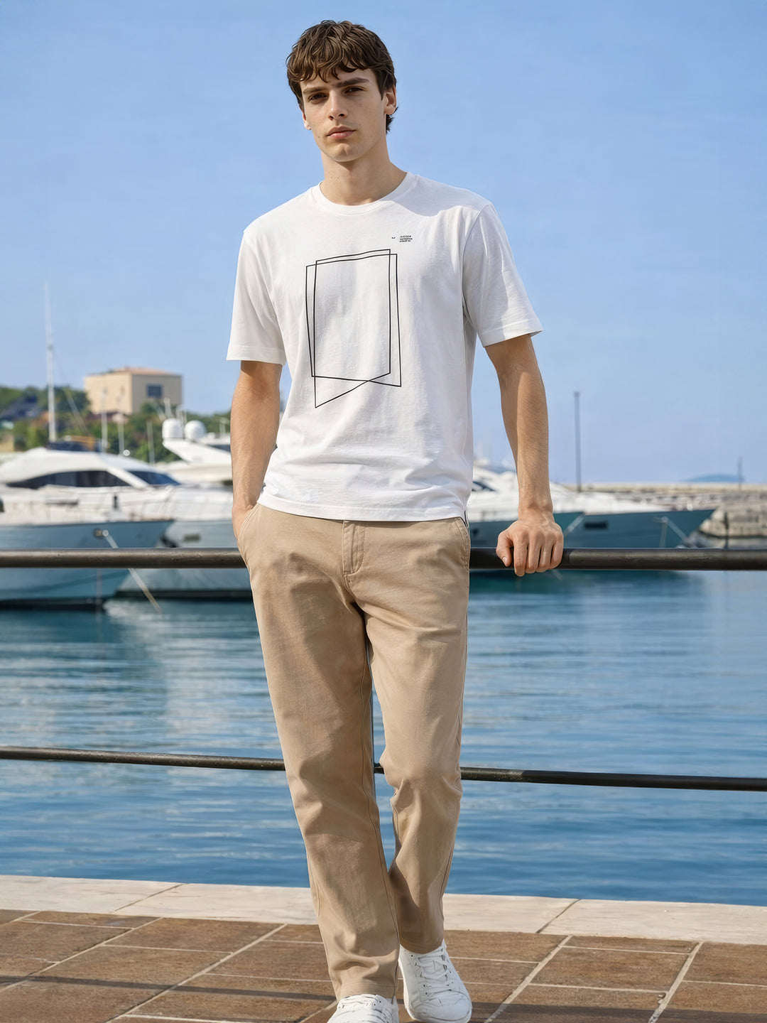 Men's Beige Slim Fit Solid Casual Chinos