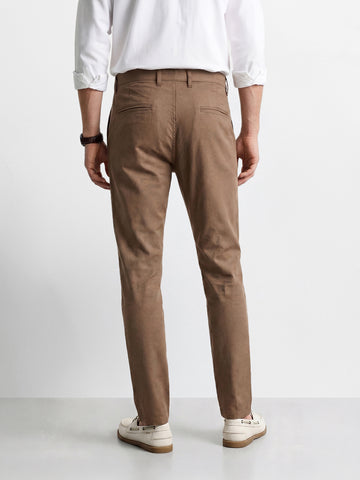Men's Khaki Slim Fit Solid Casual Chinos