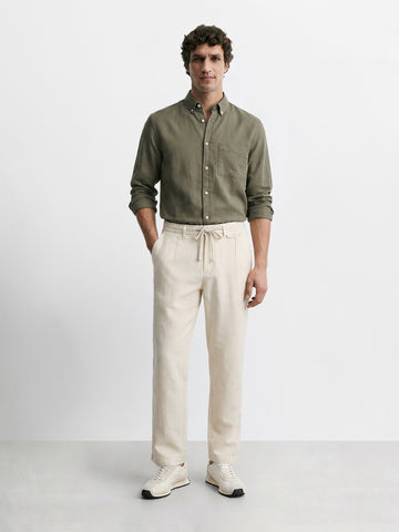 Men's Cream Regular Fit Solid Casual Trousers