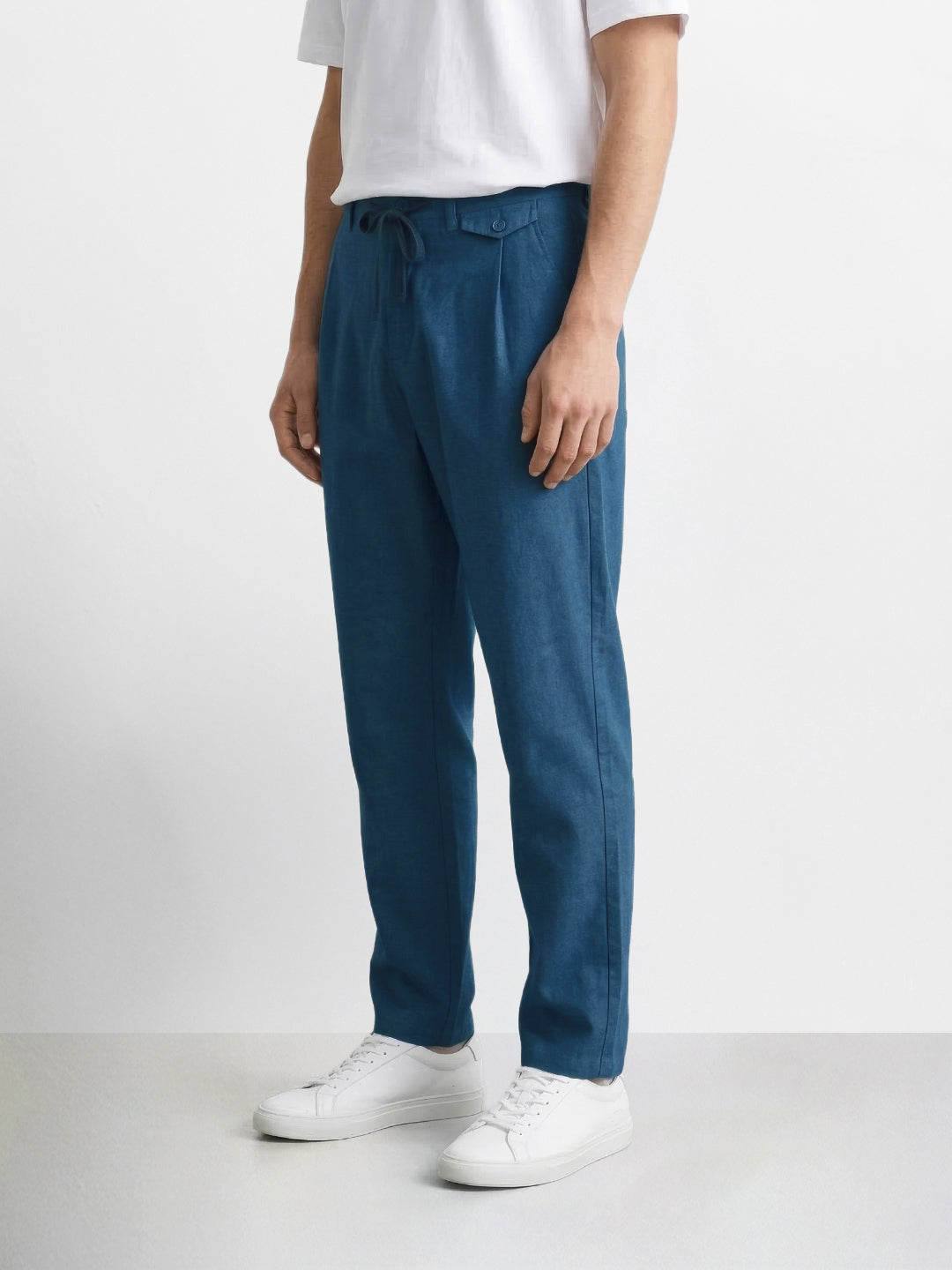 Men's Blue Regular Fit Solid Casual Trousers