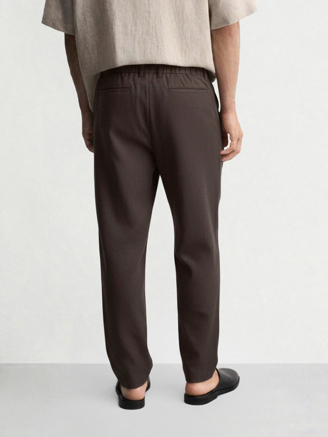 Men's Olive Regular Fit Solid Casual Trousers