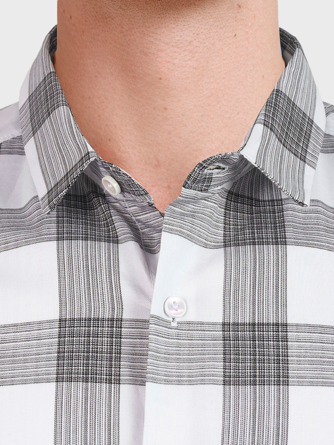 Men's White Slim Fit Checked Casual Shirt