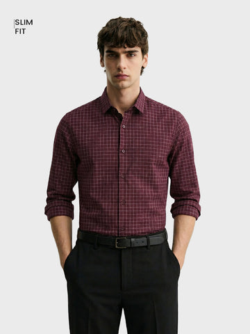 Men's Maroon Slim Fit Checked Casual Shirt