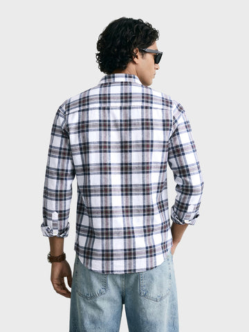 Men's White Slim Fit Checkered Casual Shirts
