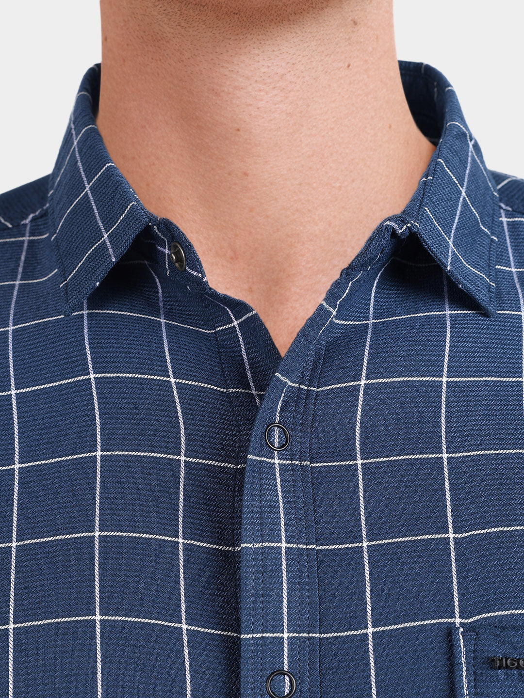Men's Navy Blue Slim Fit Checkered Casual Shirt