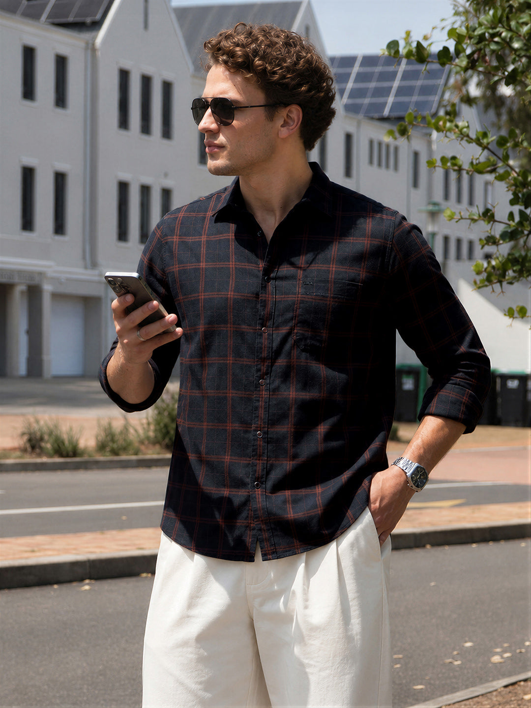 Men's Black Slim Fit Checkered Casual Shirts