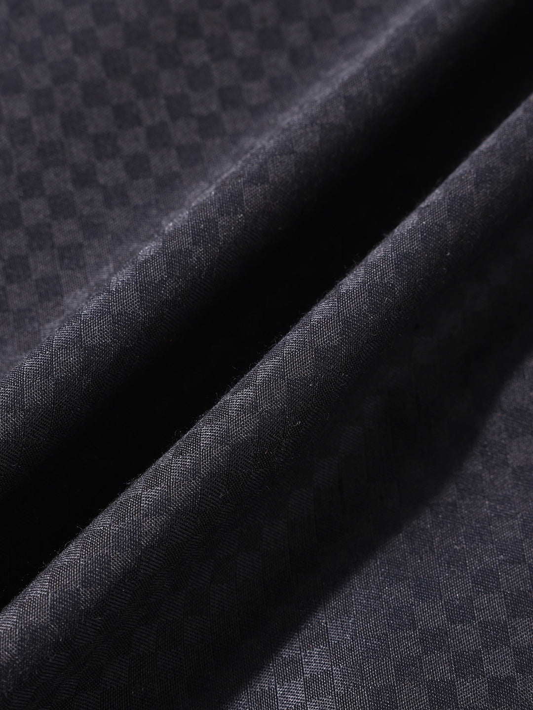 Men's Black Slim Fit Geometric Print Formal Shirt