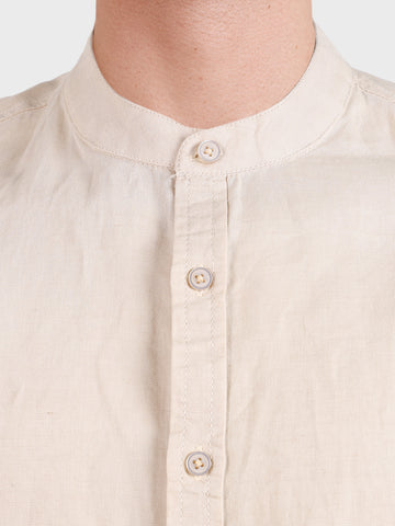 Men's Beige Slim Fit Solid Casual Shirts