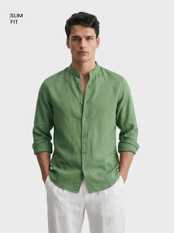 Men's Green Slim Fit Solid Casual Shirts