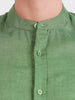 Men's Green Slim Fit Solid Casual Shirts