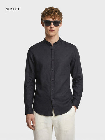 Men's Black Slim Fit Solid Casual Shirts