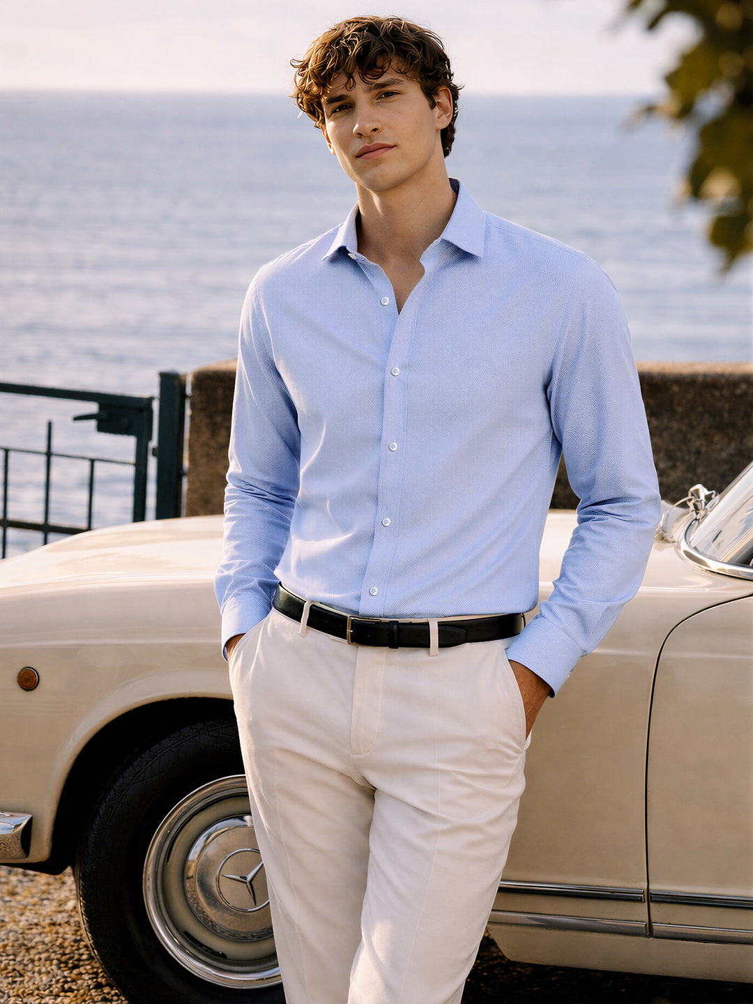 Men's Blue Slim Fit Solid Formal Shirt