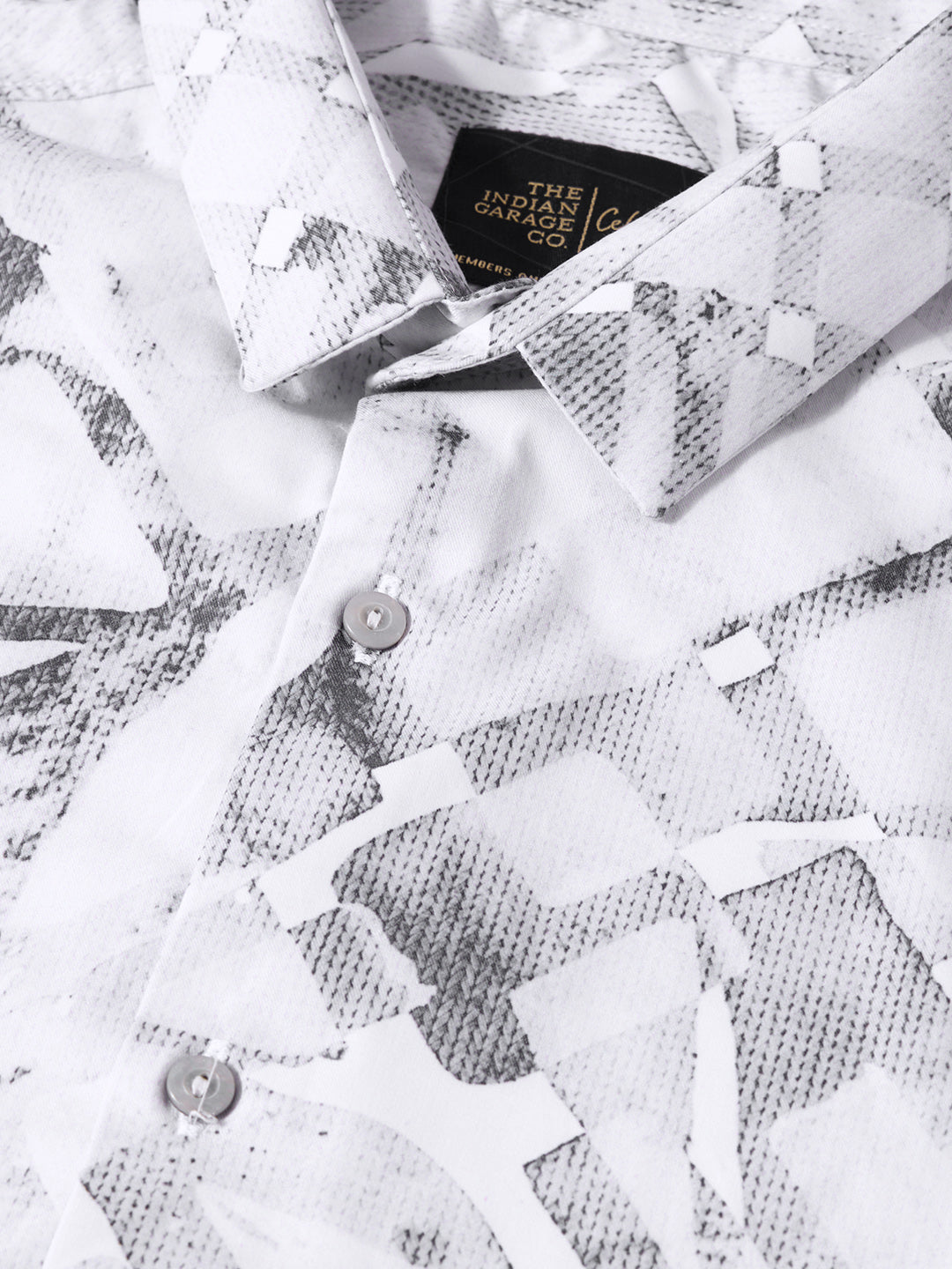 Men's White Slim Fit Printed Casual Shirt
