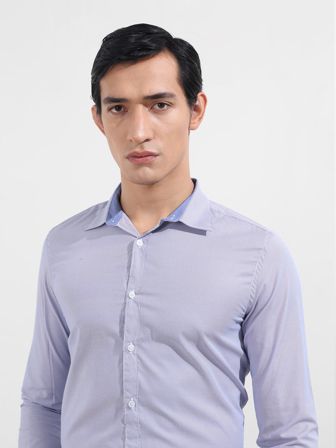 Men's Blue Slim Fit Vertical Stripes Formal Shirt