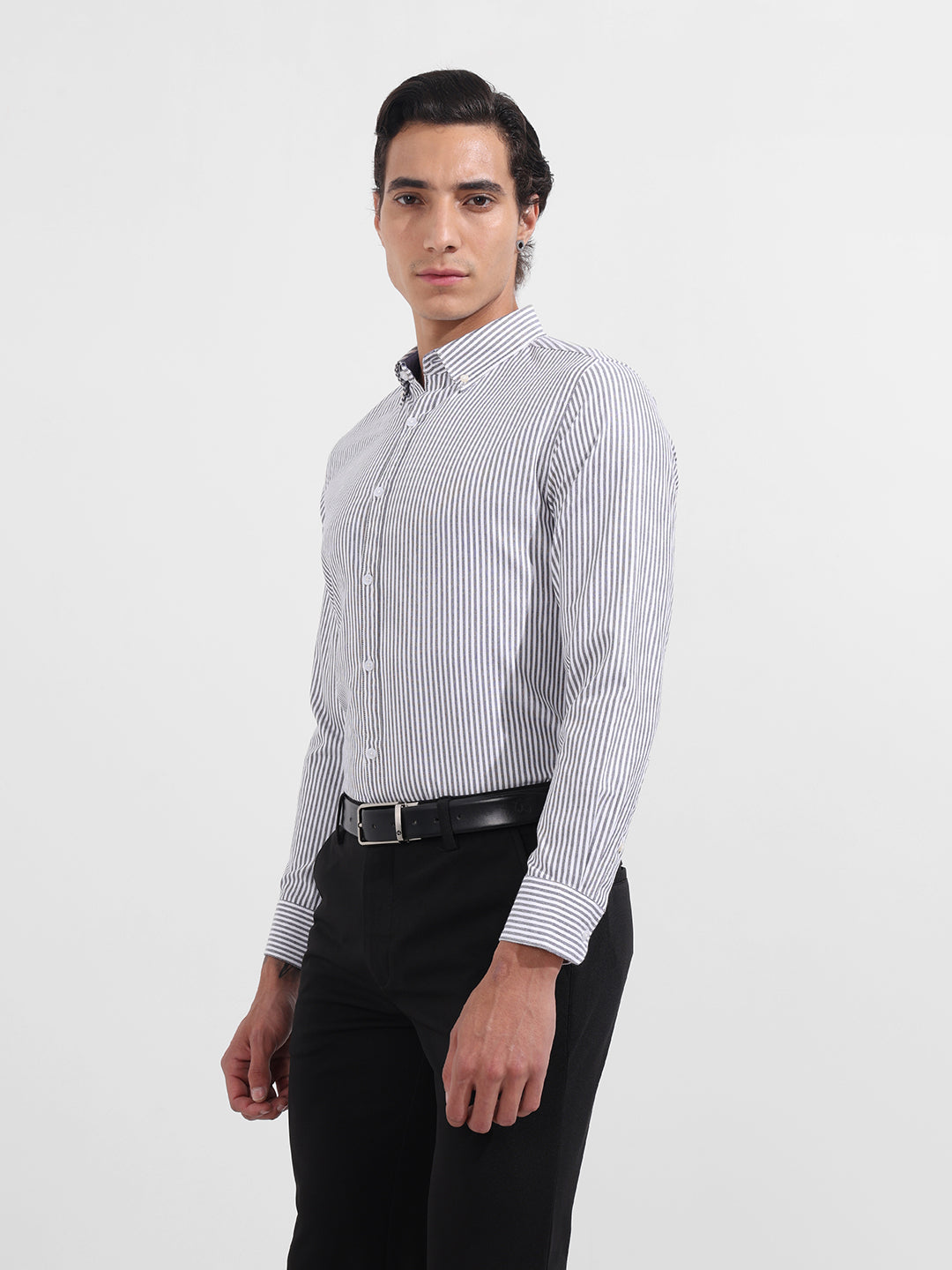 Men's Black Slim Fit Vertical Stripes Formal Shirt
