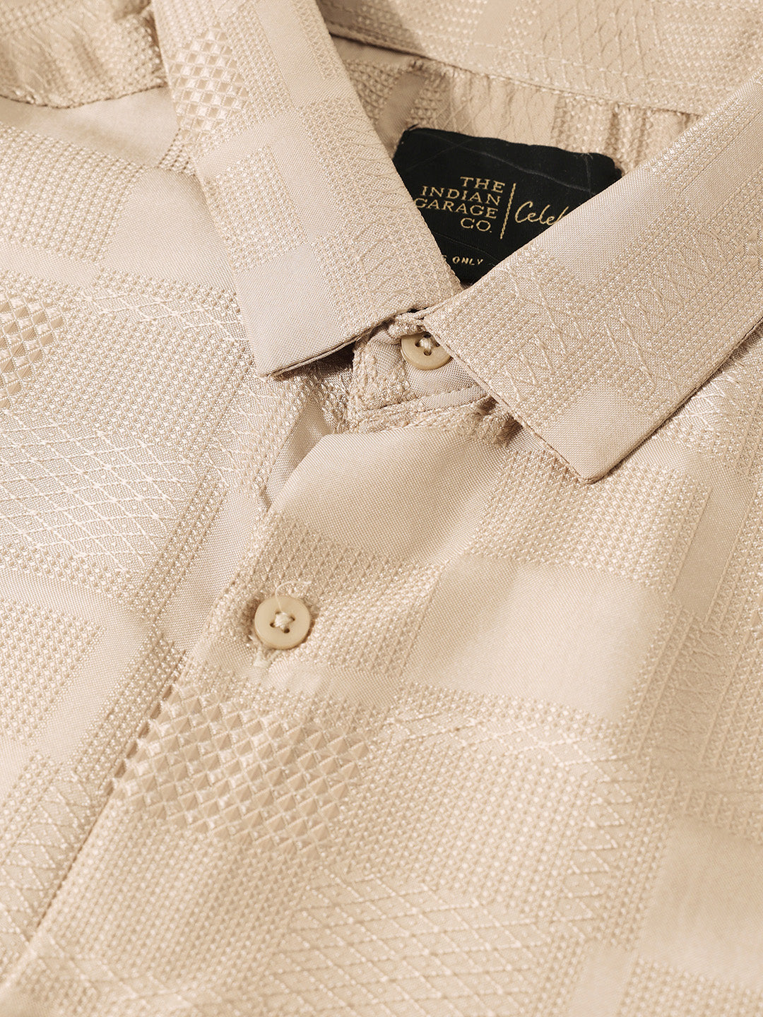 Men's Beige Slim Fit Textured Casual Shirt