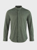 Men's Green Slim Fit Solid Casual Shirt