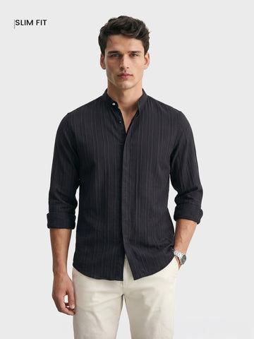 Men's Black Slim Fit Solid Casual Shirt