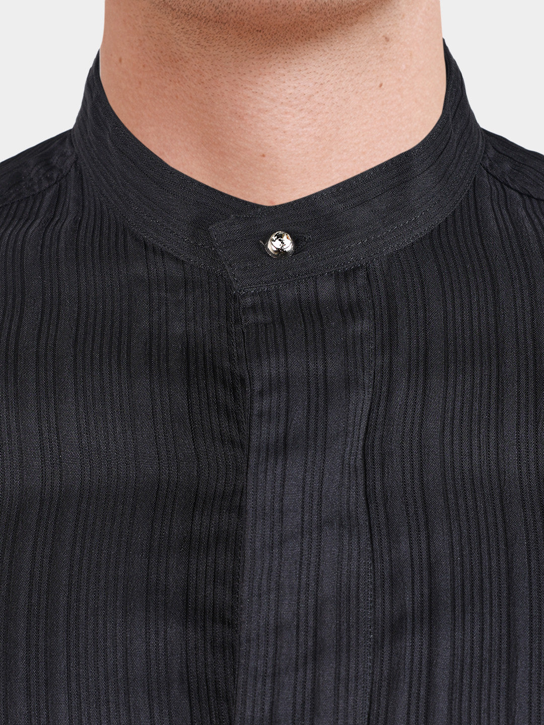 Men's Black Slim Fit Solid Casual Shirt