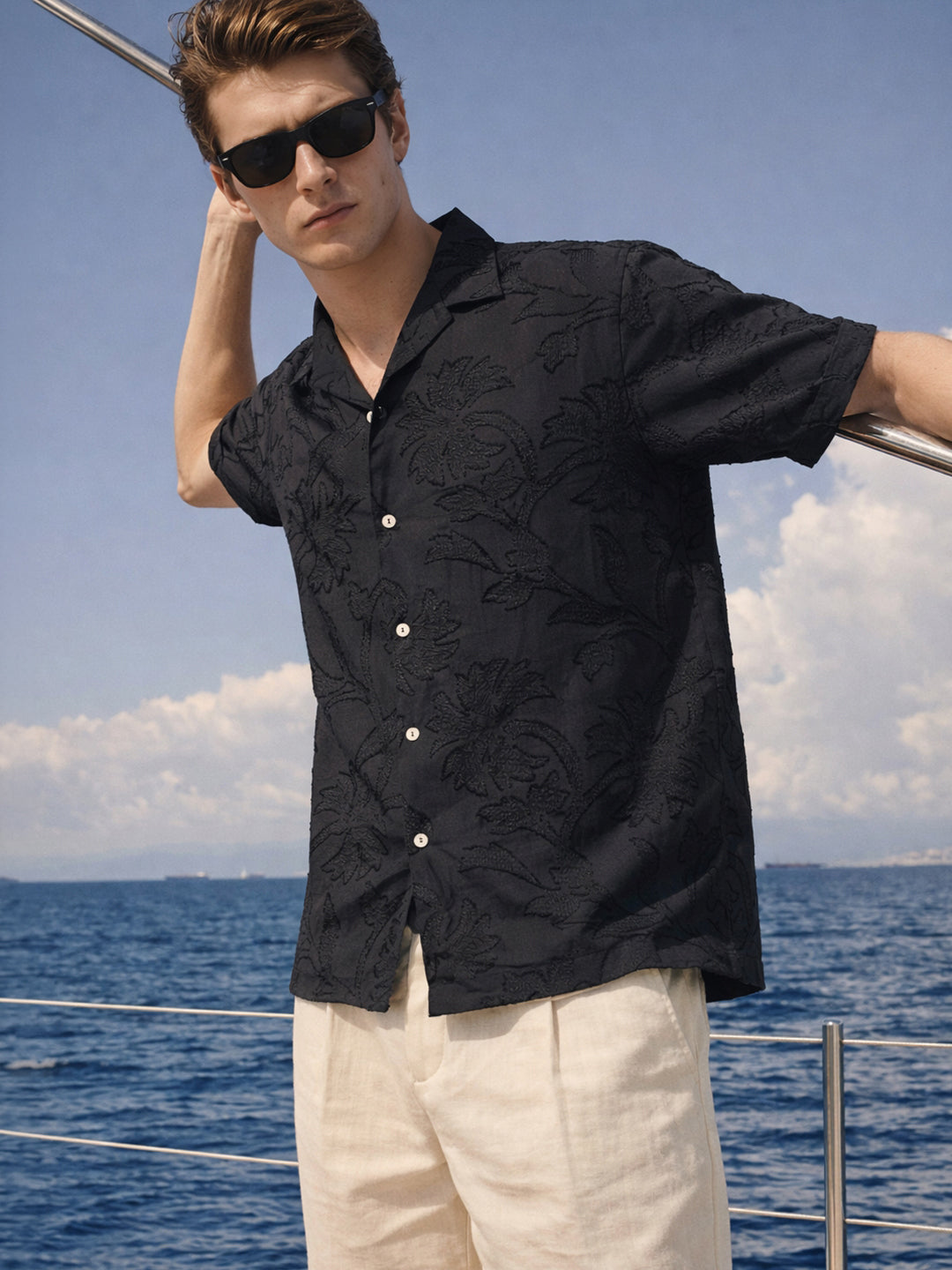 Men's Black Relaxed Fit Solid Casual Shirt