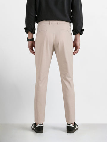 Men's White Slim Fit Solid Casual Chinos