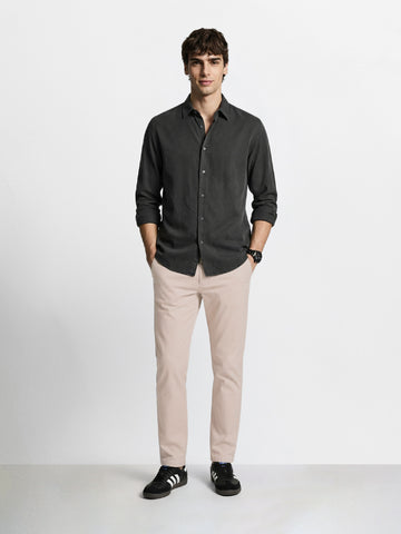 Men's White Slim Fit Solid Casual Chinos