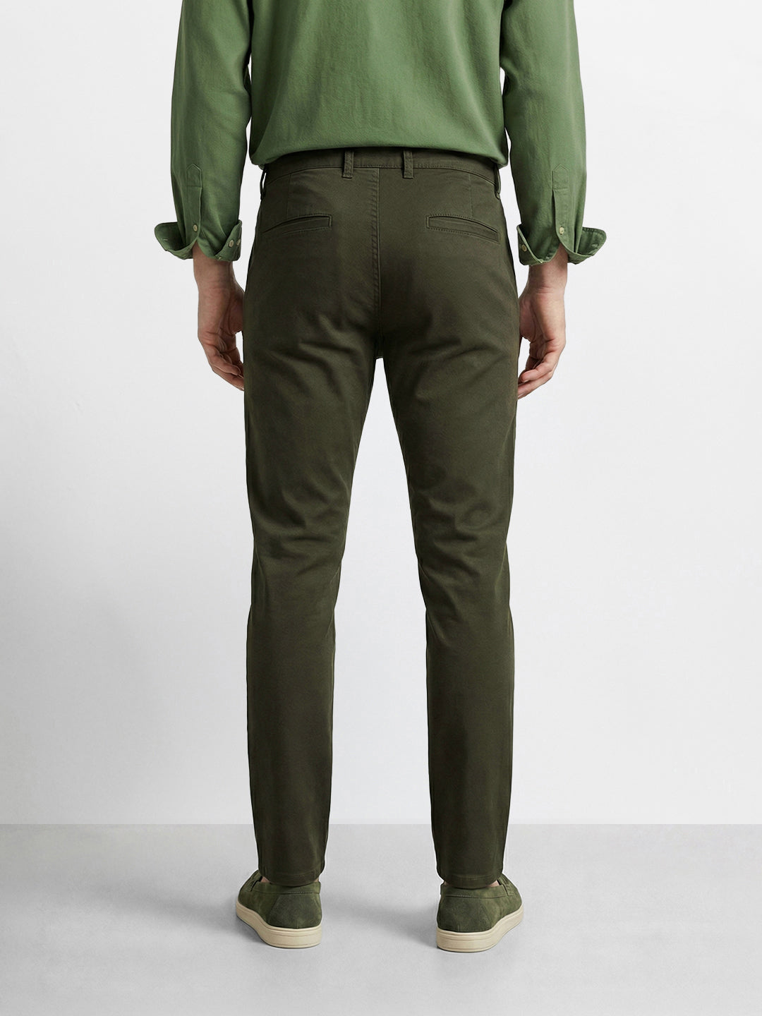 Men's Olive Slim Fit Solid Casual Chinos