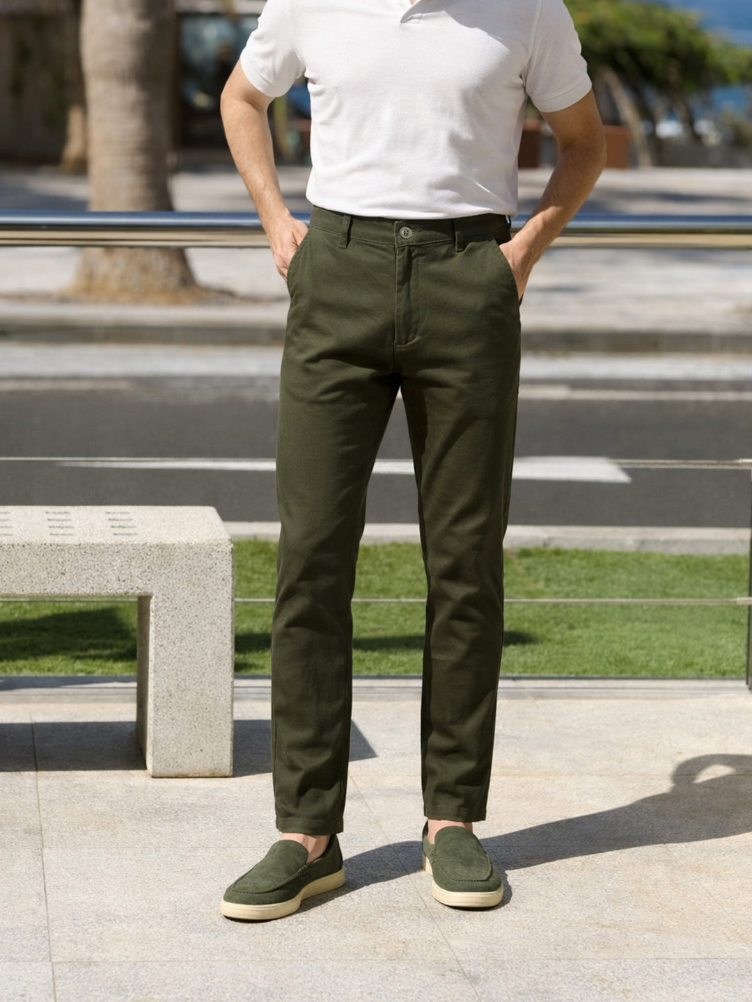 Men's Olive Slim Fit Solid Casual Chinos