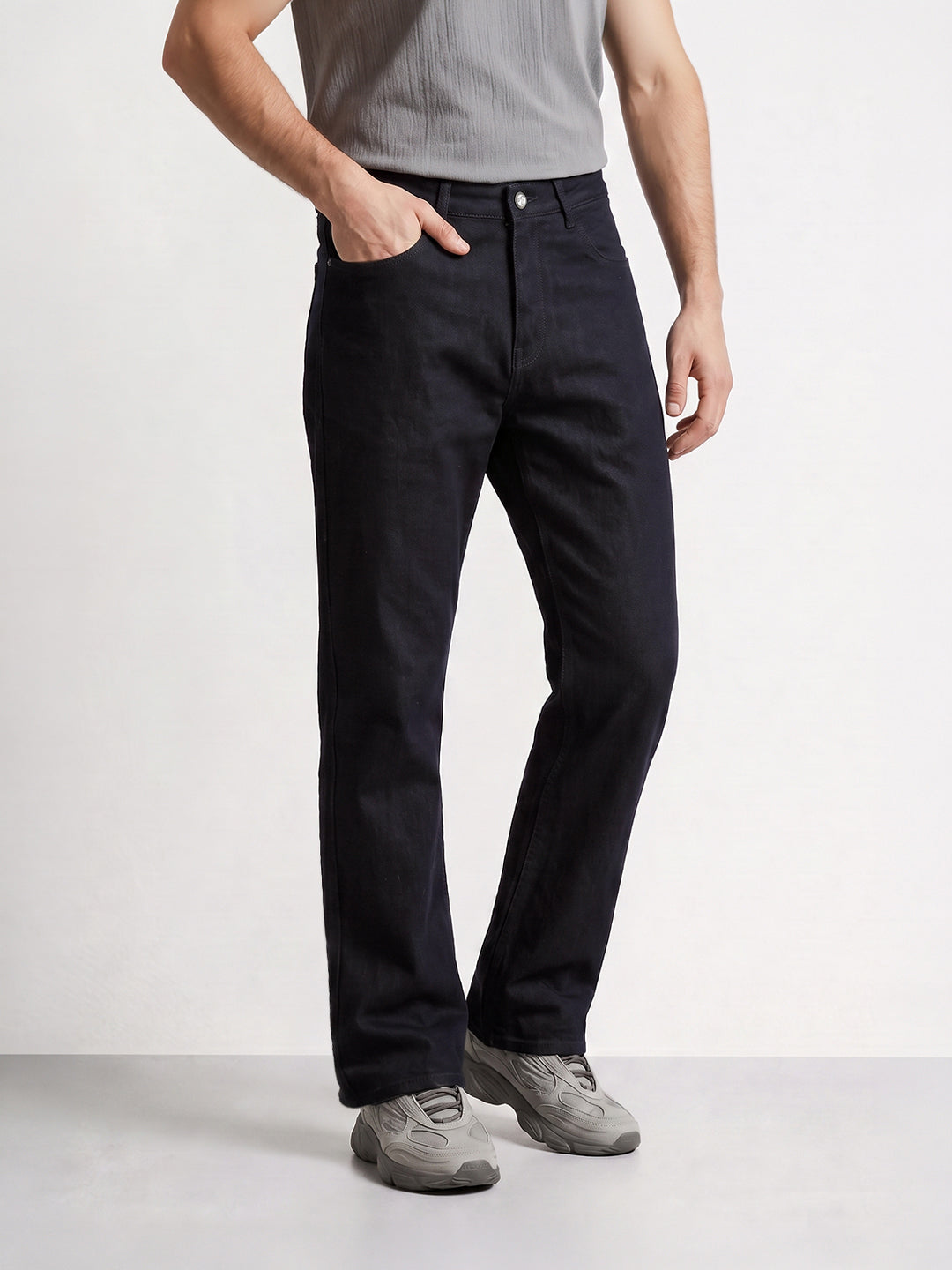 Men's Black Bootcut Fit Solid Casual Jeans