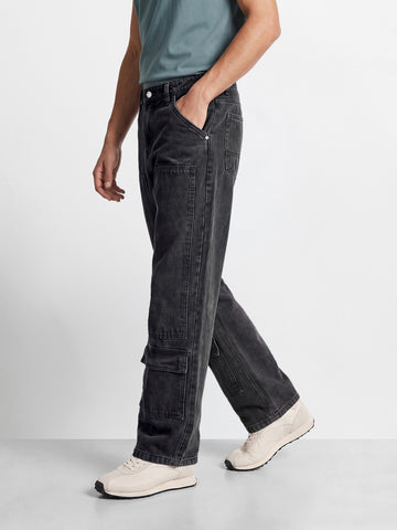 Men's Black Regular Fit Solid Utility Jeans