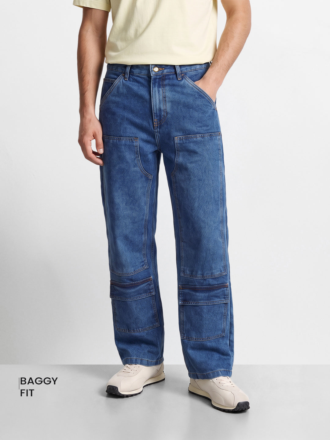 Men's Blue Relaxed Fit Solid Casual Jeans