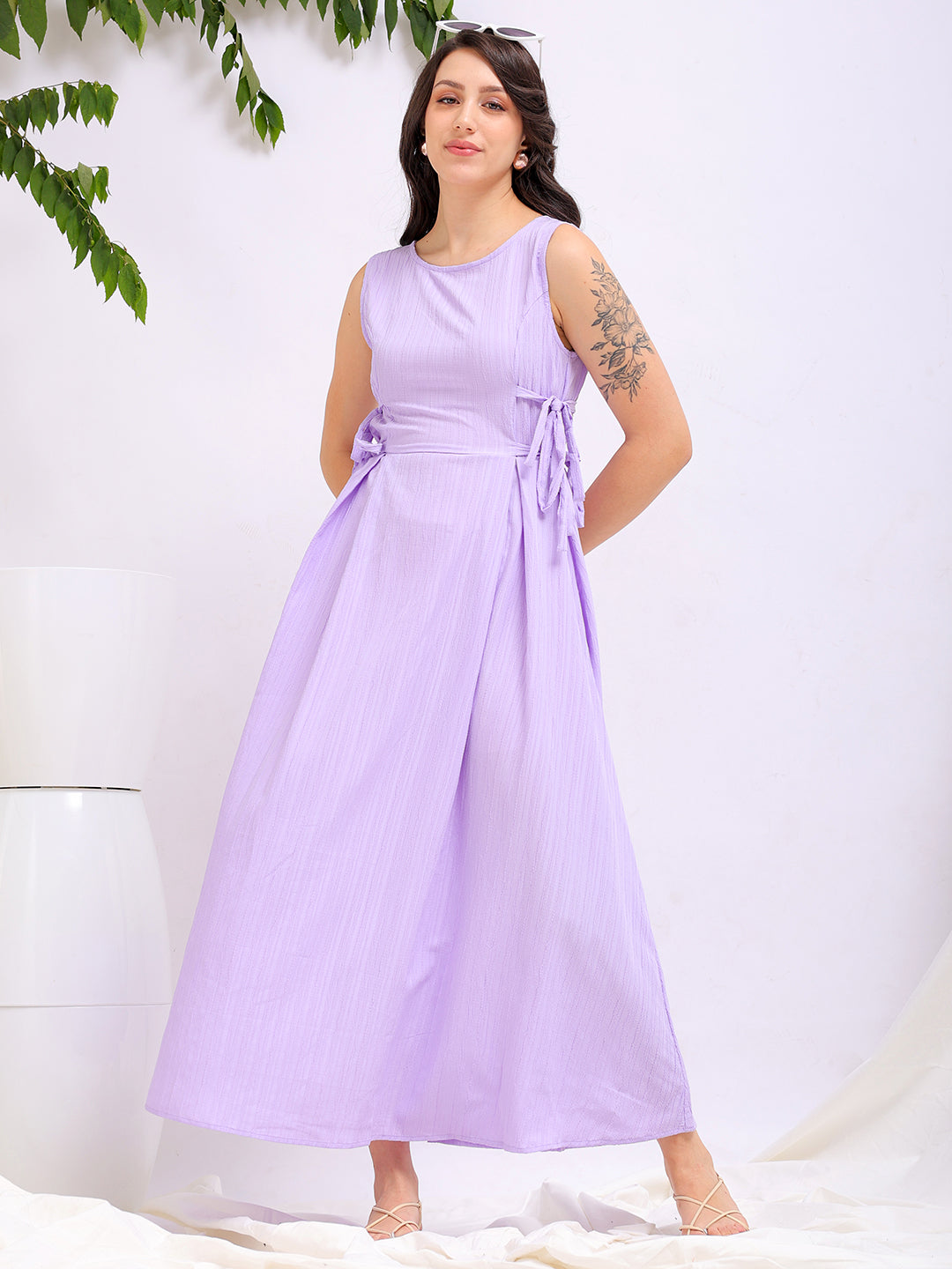 Shop Women's Purple Flare Textured Round Neck Midi Dress Online.