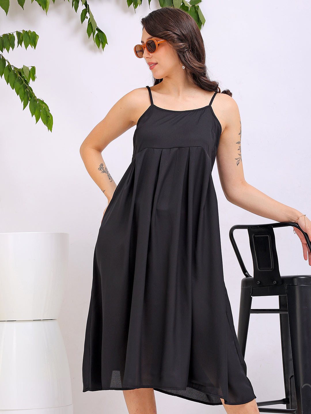 Shop Women's Black Fit and Flare Solid Square Neck Pleated Dress Online.