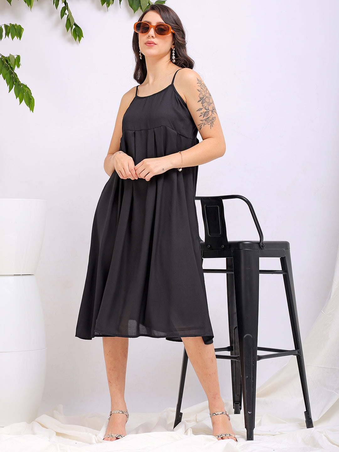 Shop Women's Black Fit and Flare Solid Square Neck Pleated Dress Online.