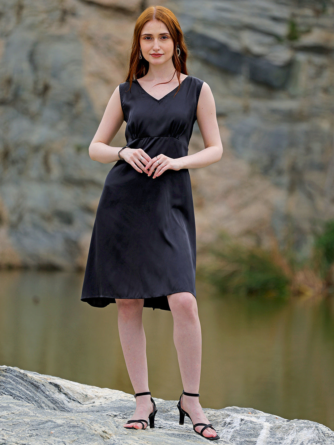 Shop Women's Black Fit and Flare Solid V neck Pinafore Dress Online.