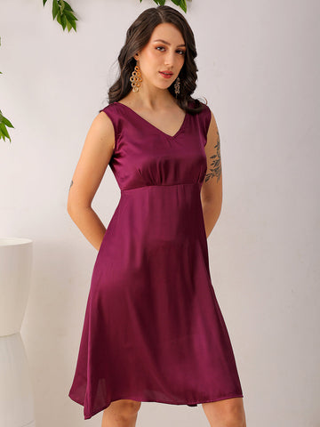 Shop Women's Purple Fit and Flare Solid V neck Pinafore Dress Online.