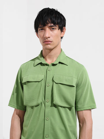 Men's Green Relaxed Fit Street Solid Shirt