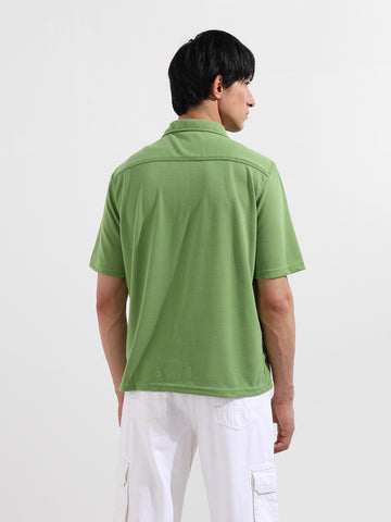 Men's Green Relaxed Fit Street Solid Shirt