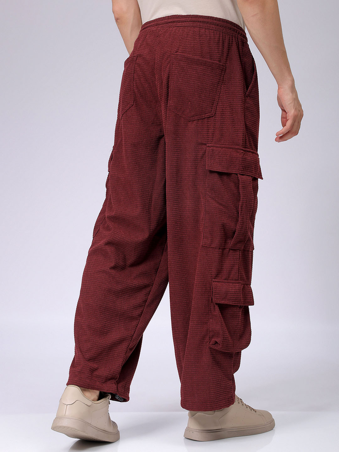 Men's Burgundy Loose Wide Leg Textured Mid-Rise Elasticated Cargo Joggers