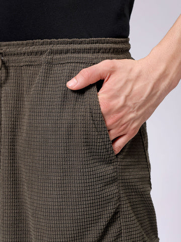Men's Olive Loose Wide Leg Textured Mid-Rise Elasticated Cargo Joggers
