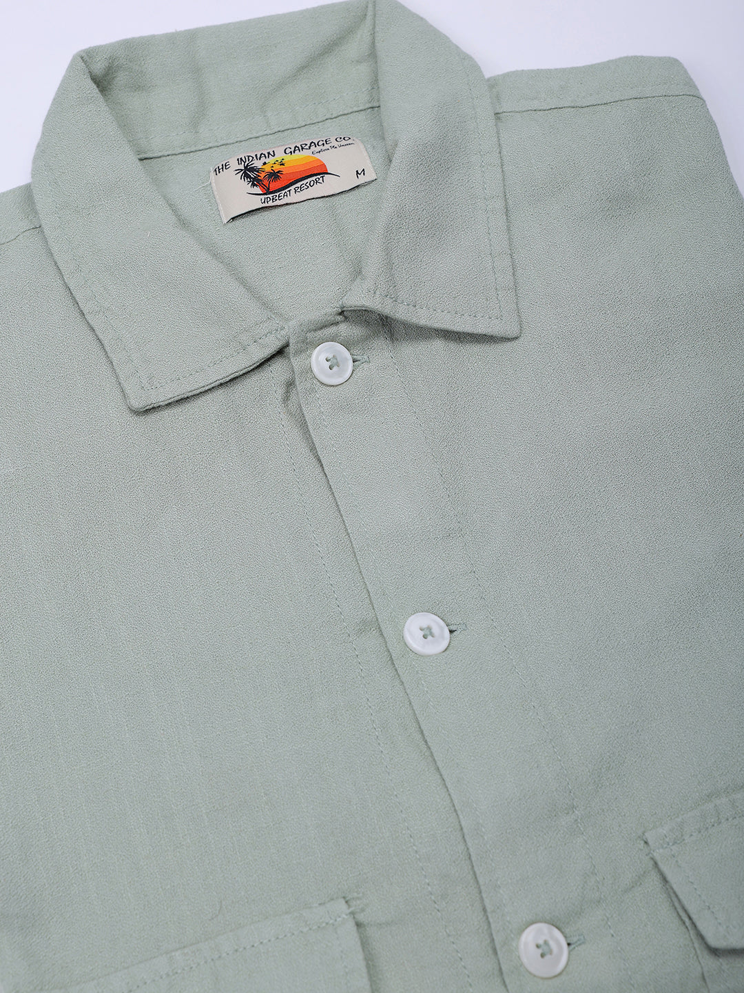 Men's Green Regular Fit Solid Resortwear Shirt