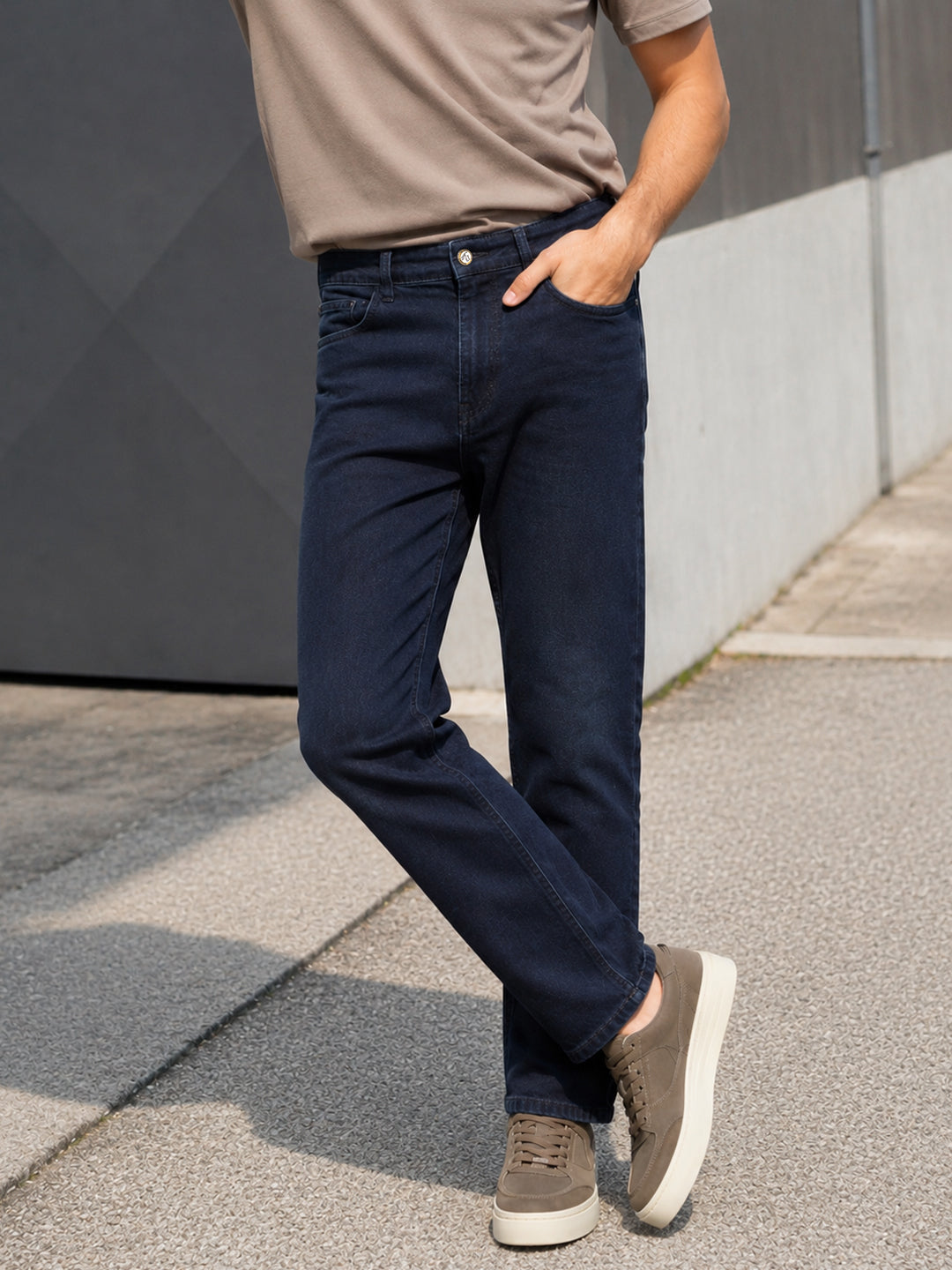 Men's Blue Slim Fit Solid Casual Jeans