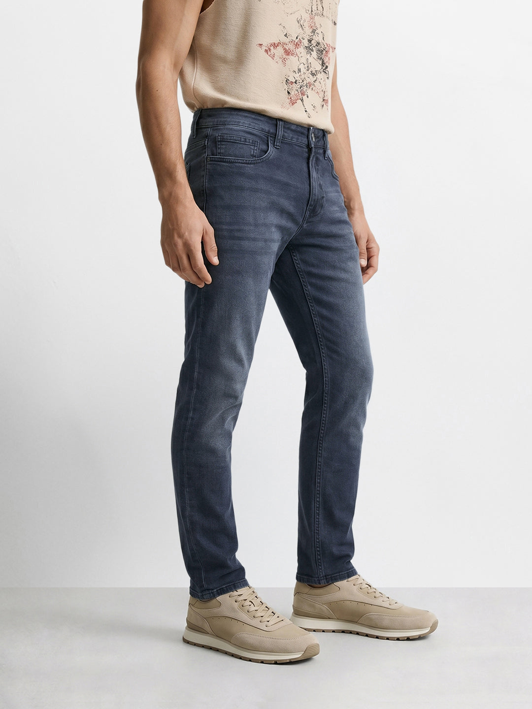 Men's Blue Slim Fit Solid Casual Jeans
