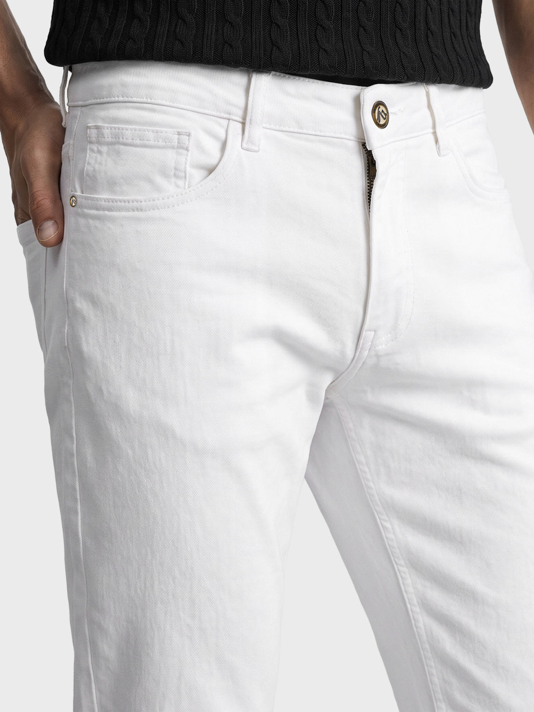 Men's White Slim Fit Solid Casual Jeans
