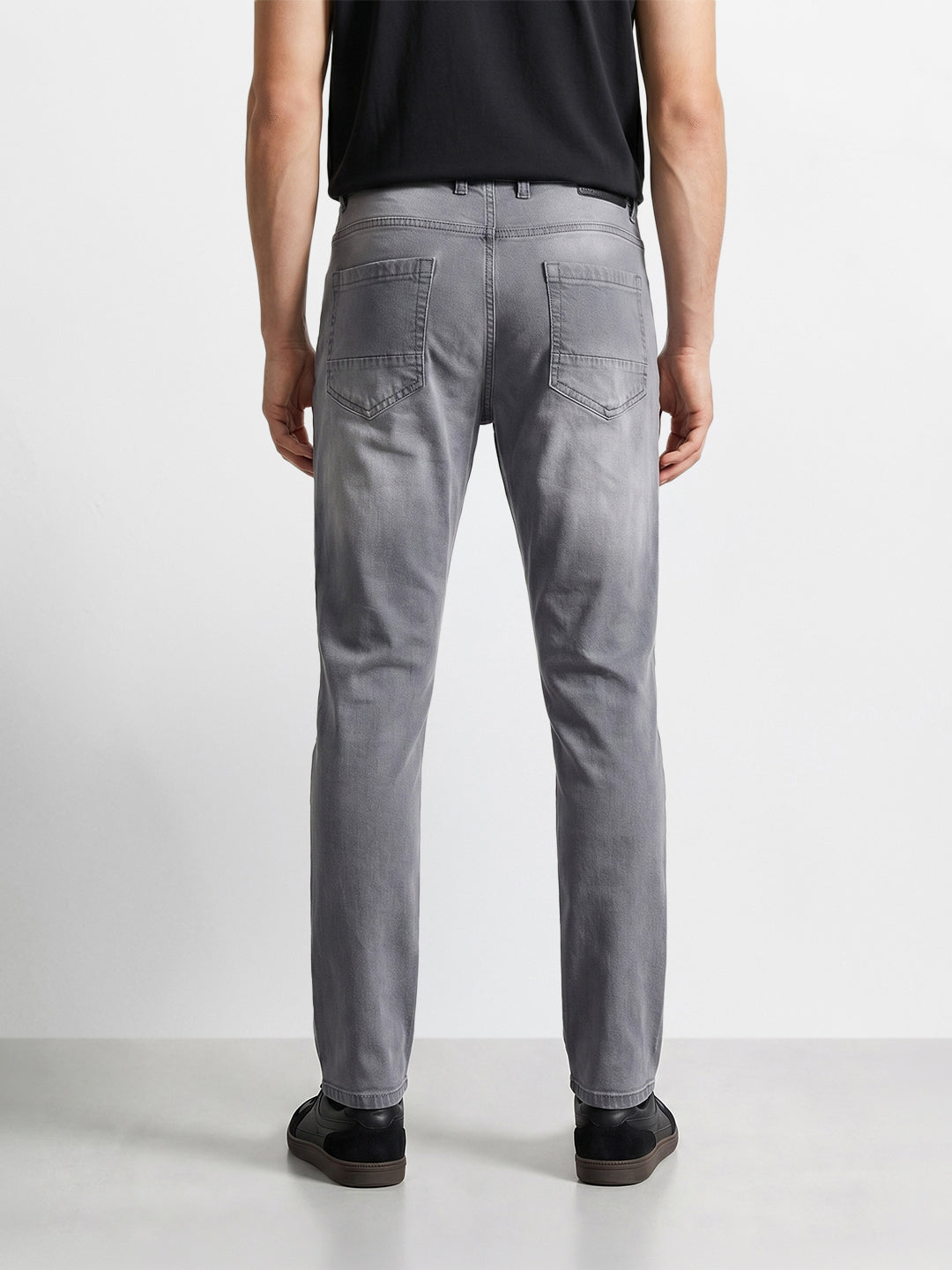 Men's Grey Slim Fit Solid Casual Jeans