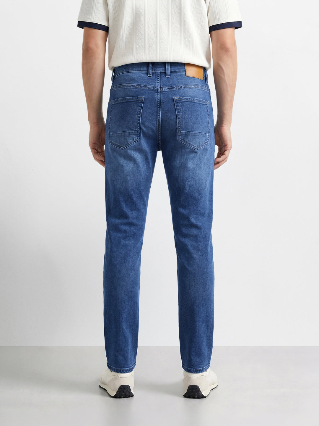 Men's Blue Slim Fit Solid Casual Jeans