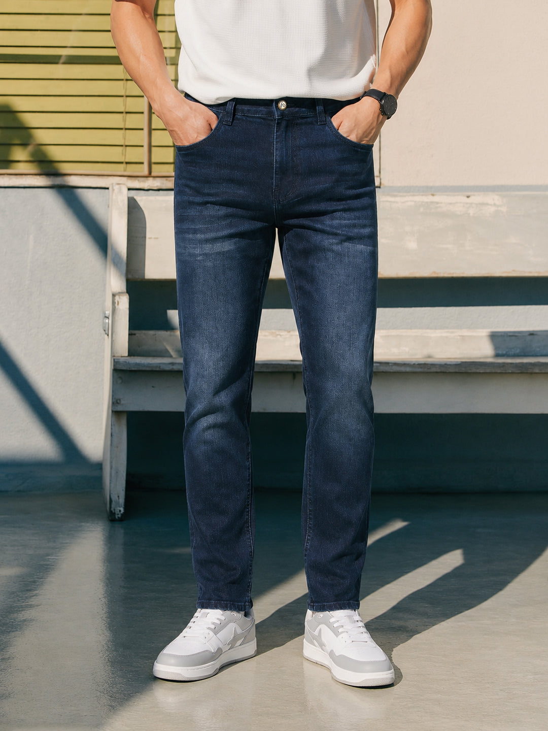Men's Blue Slim Fit Solid Casual Jeans
